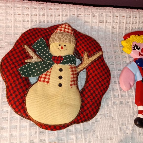 VINTAGE COLORFUL VARIETY OF CHRISTMAS TREE ORNAMENTS, LOT OF 12 - Picture 8 of 12